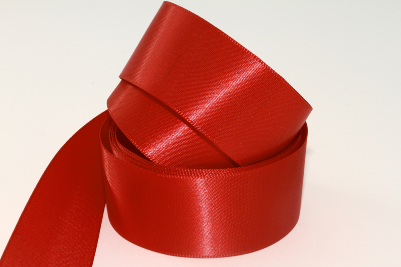 Cranberry ribbon